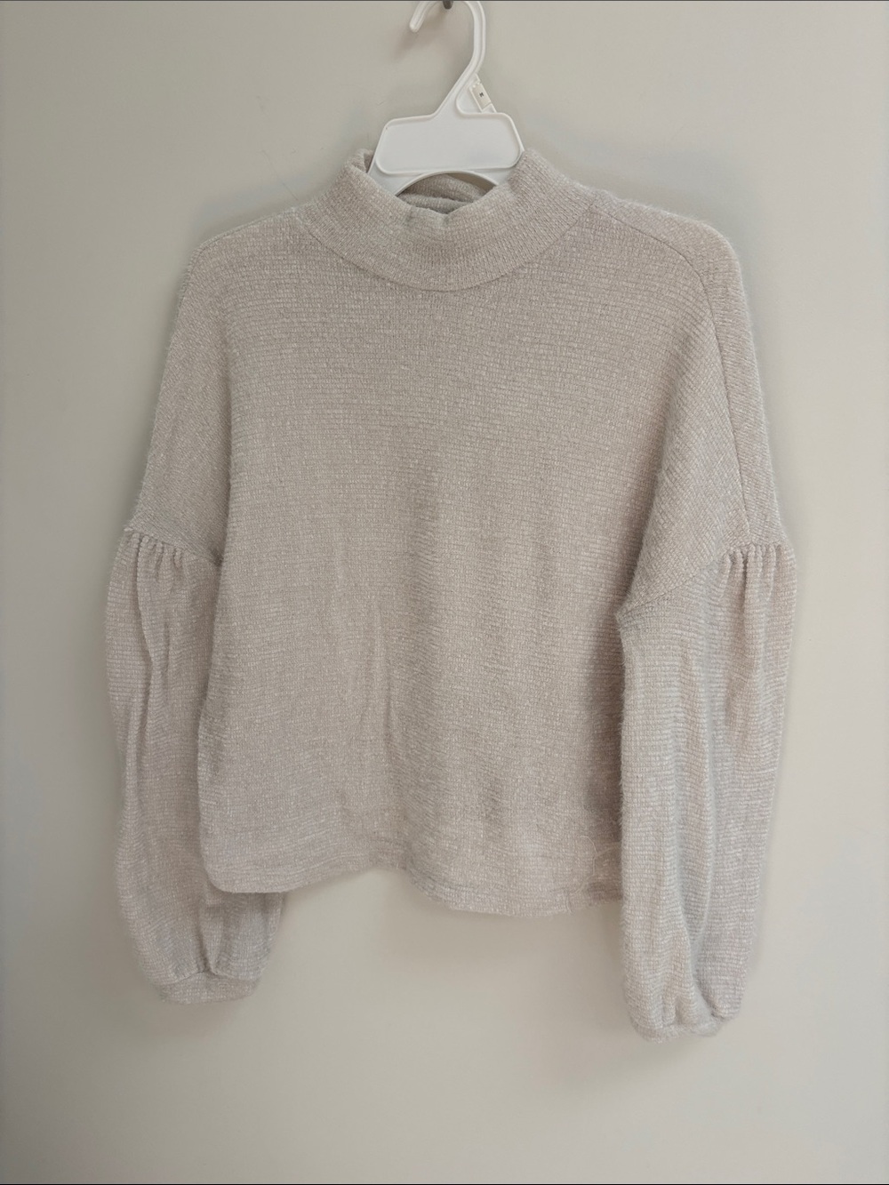 Sanctuary cream sweater - S